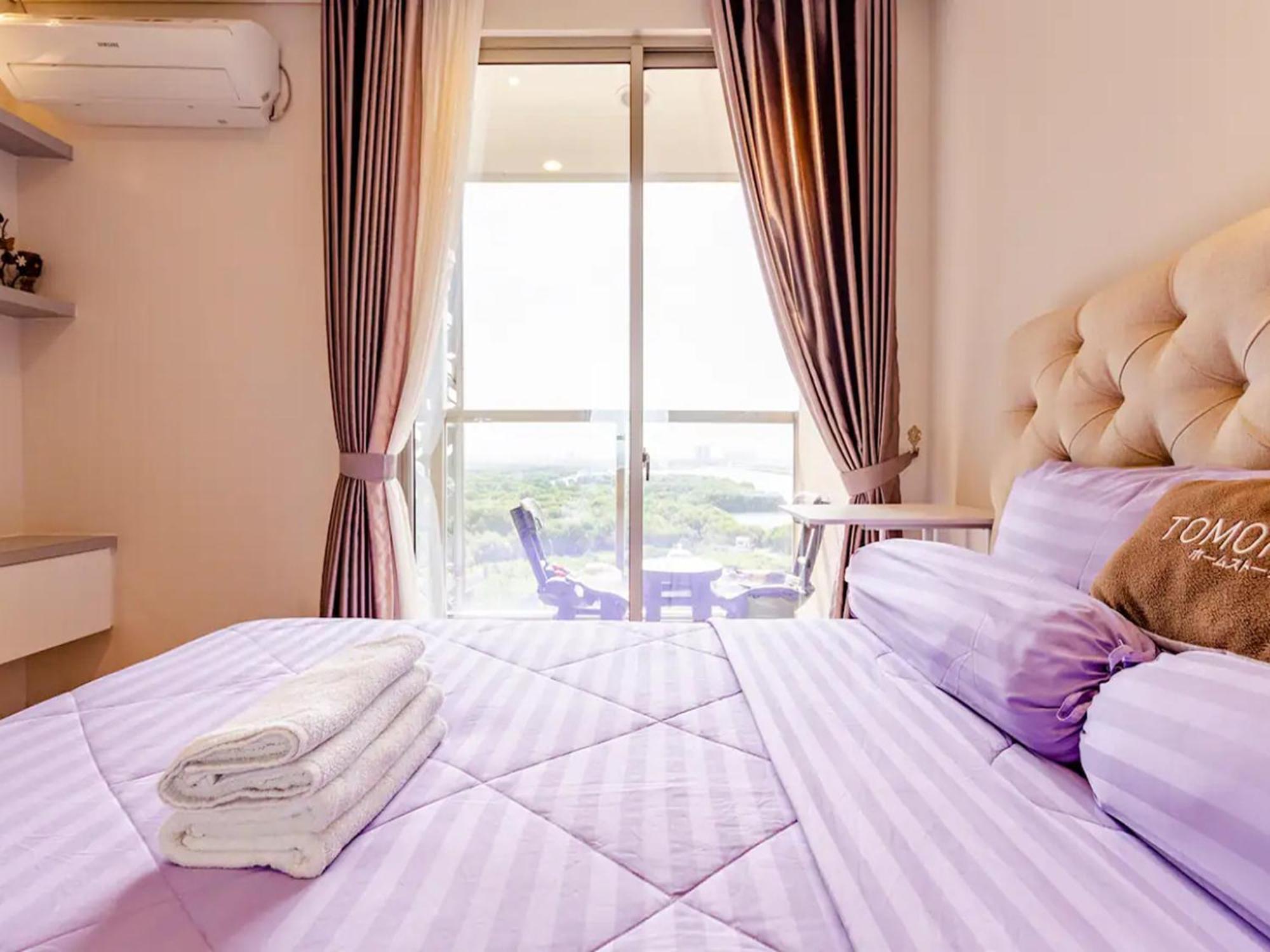 Comfort And Luxury Private Room At Goldcoast Pik Jakarta Rom bilde
