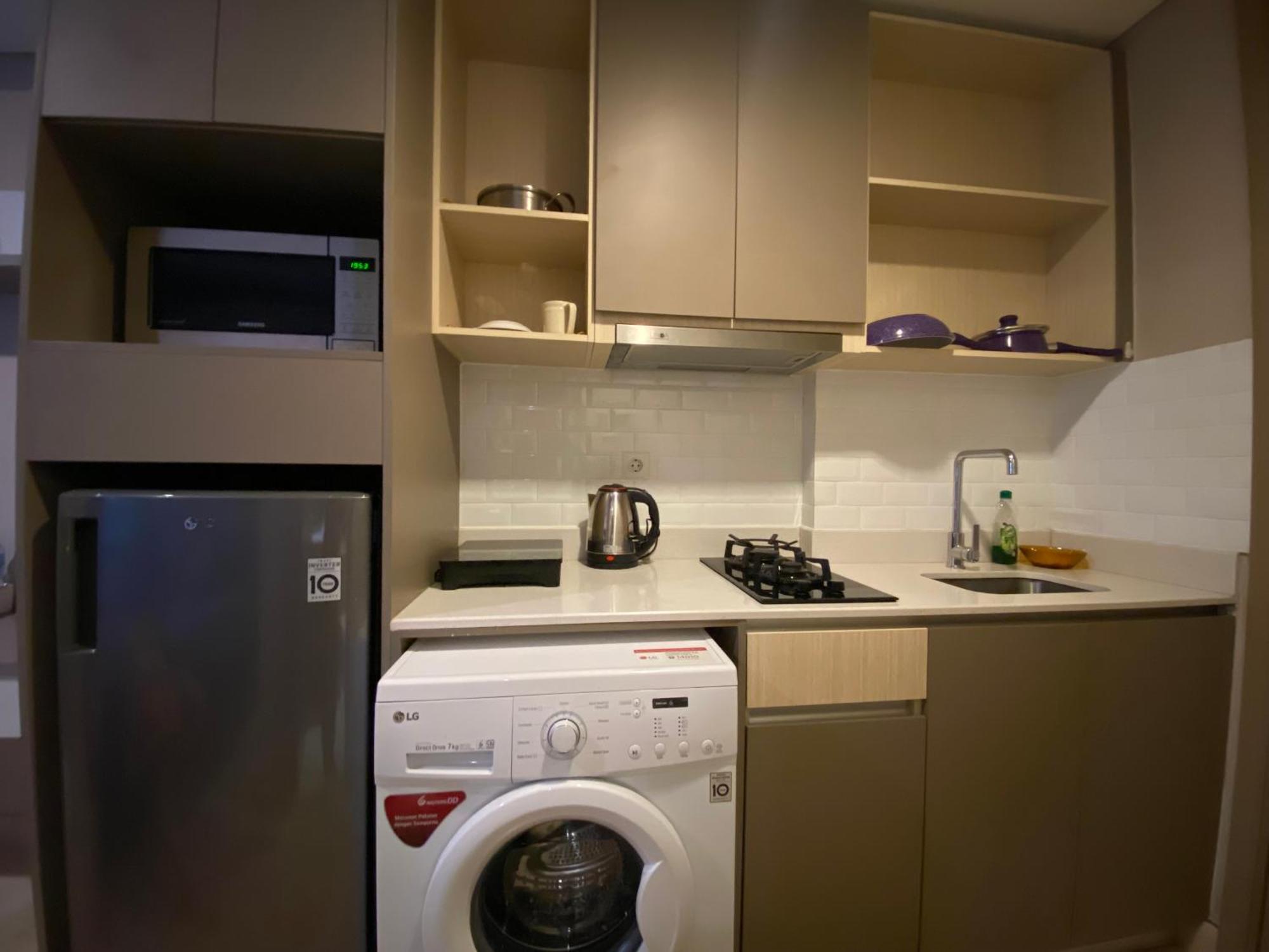 Comfort And Luxury Private Room At Goldcoast Pik Jakarta Rom bilde