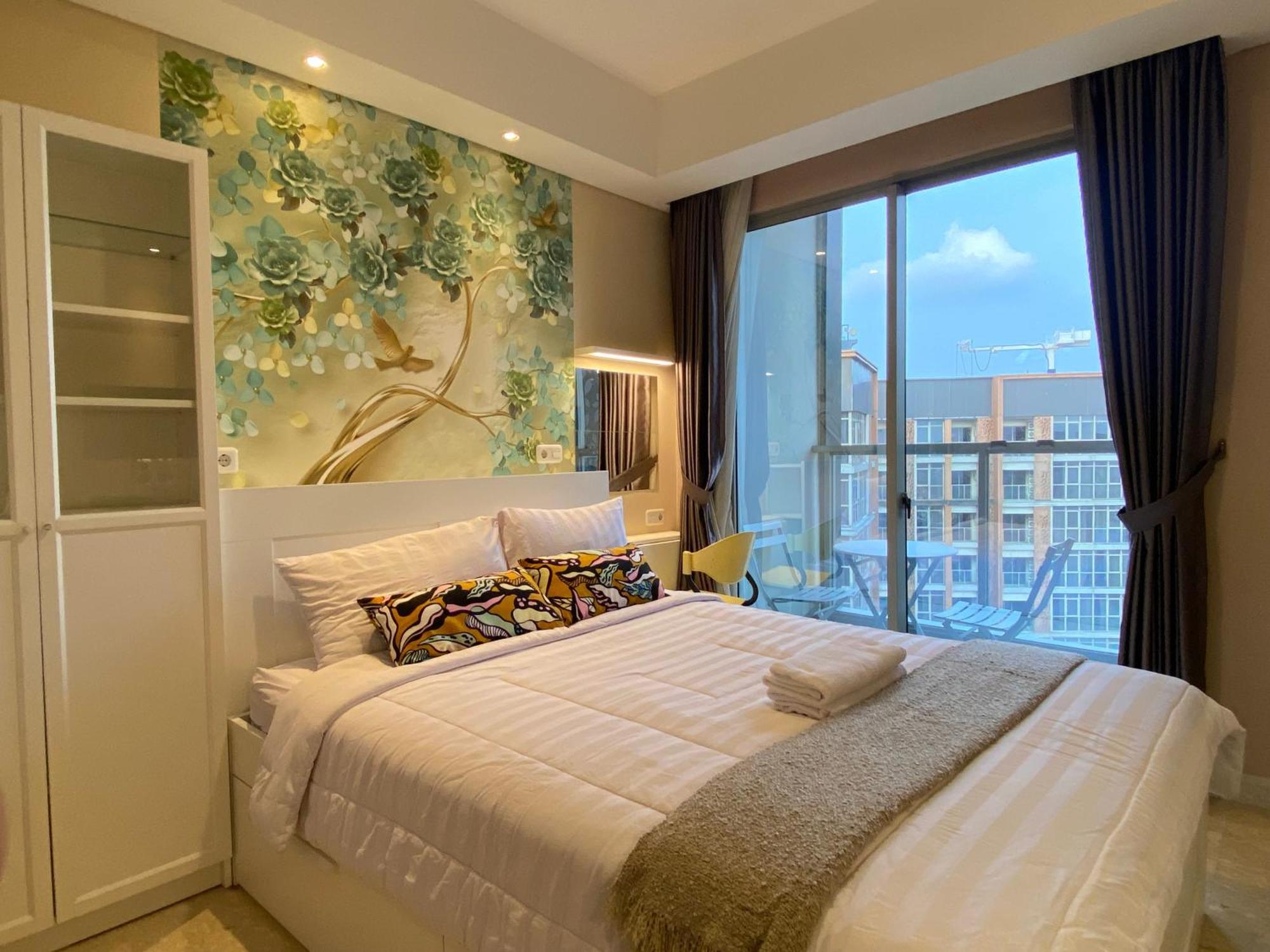 Comfort And Luxury Private Room At Goldcoast Pik Jakarta Rom bilde